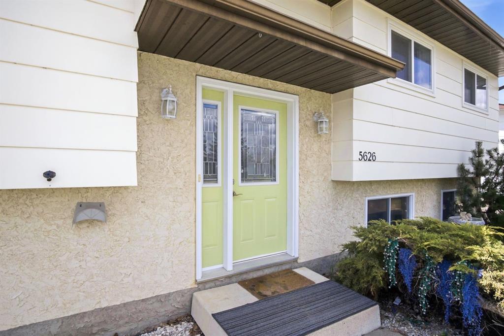 Fifth View of 5626 57 Avenue , NONE, Olds, Alberta, T4H1K2