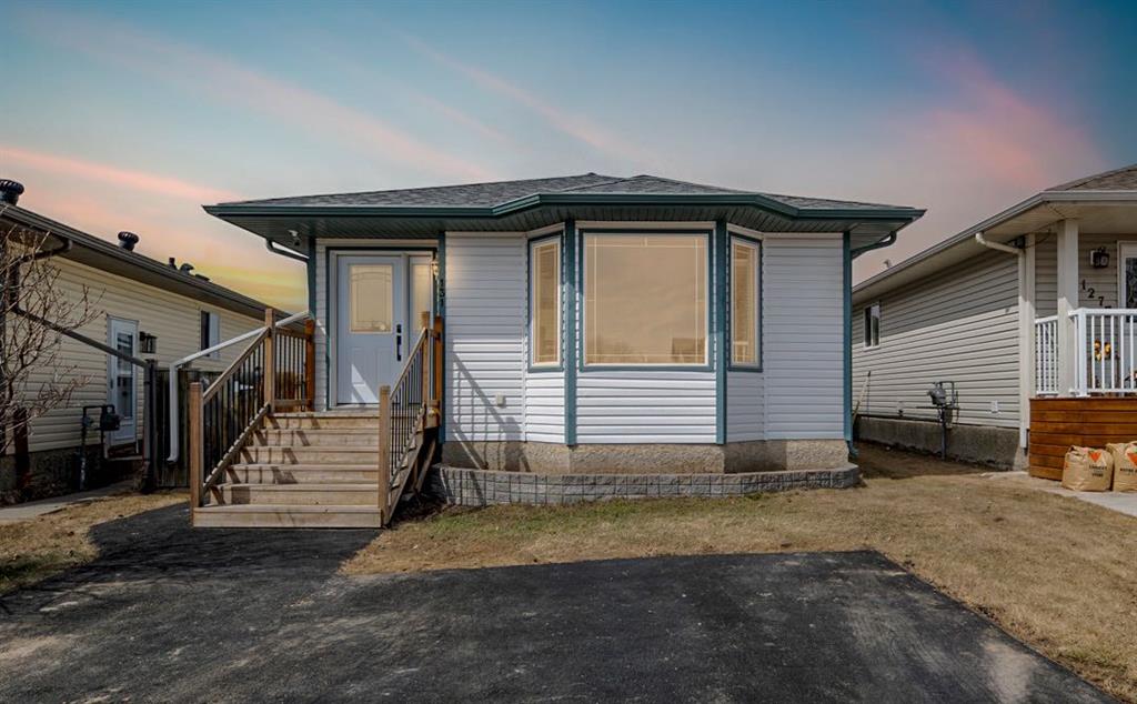 131 Wolff Way , A2309176, Alberta,