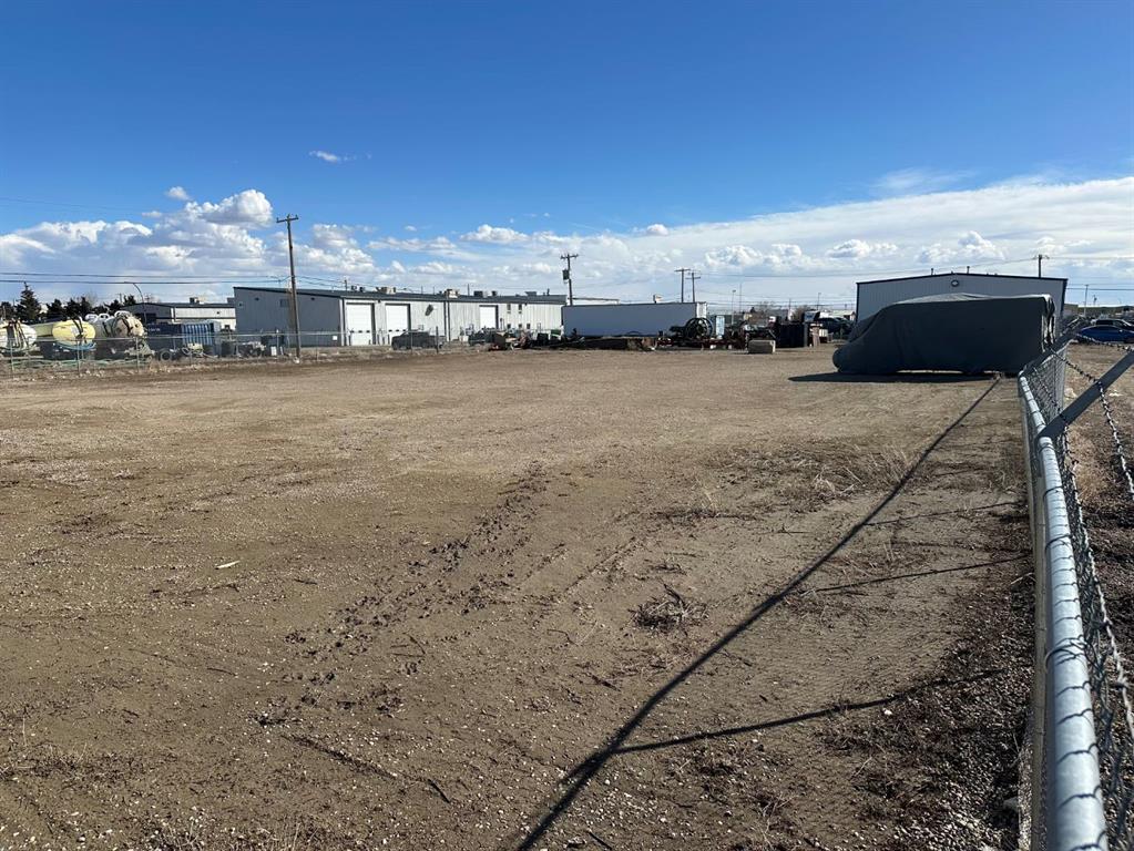 Fifth View of 10 Pembina Drive NE, Redcliff Industrial, Redcliff, Alberta, T1J 2P0