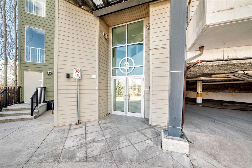 Third View of 433, 4303 1 Street NE, Highland Park, Calgary, Alberta, T2E 7M3