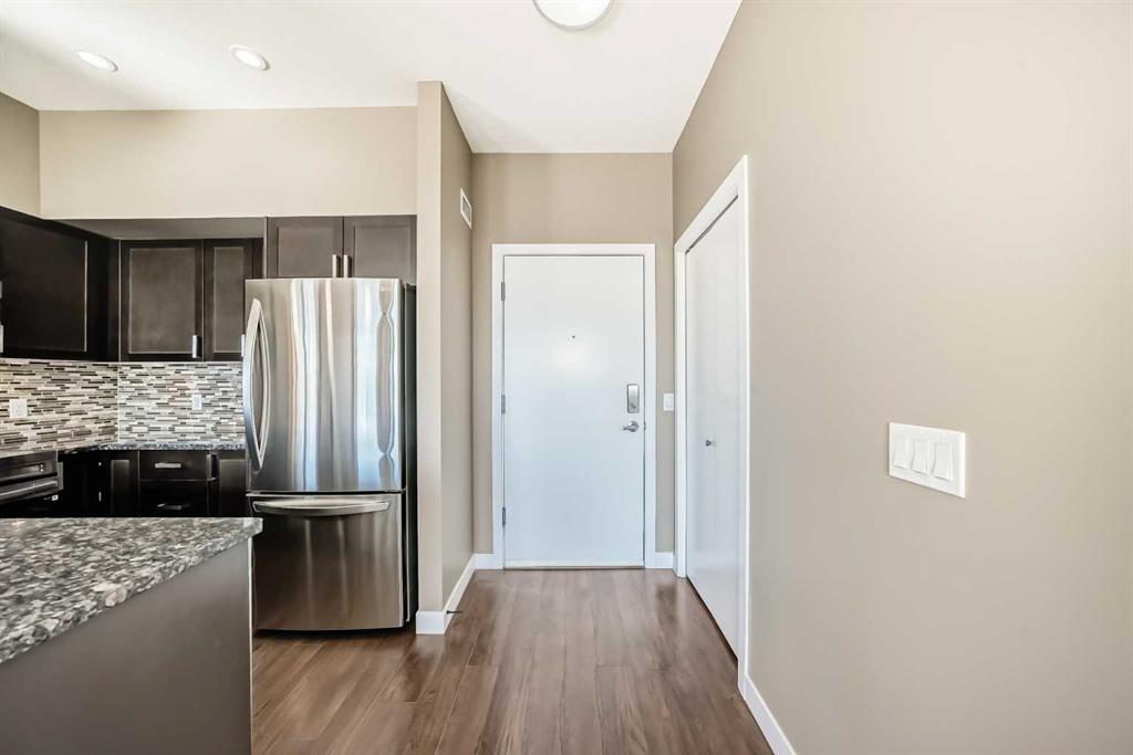 Fifth View of 433, 4303 1 Street NE, Highland Park, Calgary, Alberta, T2E 7M3