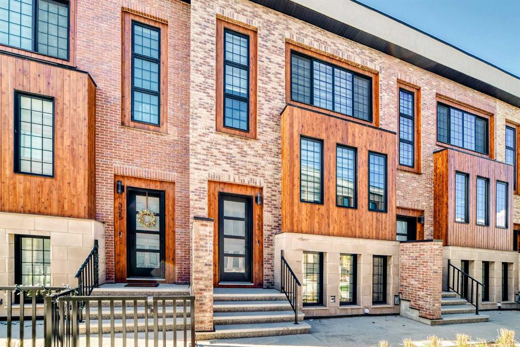 323, 81 Greenbriar Place NW, A2309278, Alberta,