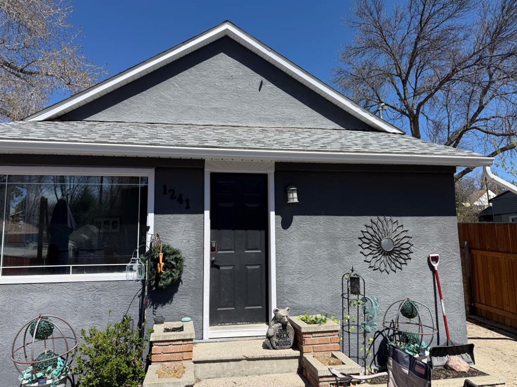 1241 8 Avenue S, A2309294, Alberta,