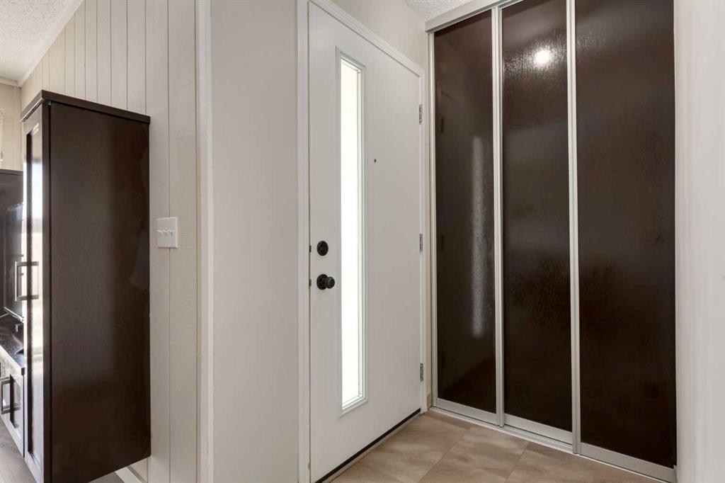Third View of 108, 3500 Varsity Drive NW, Varsity, Calgary, Alberta, T2L 1Y3