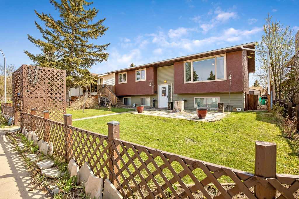 13 Park Road , A2309316, Alberta,