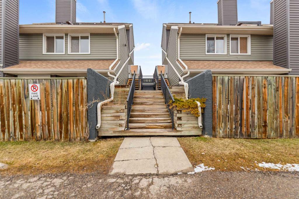 Third View of 129, 46 Glamis Green SW, Glamorgan, Calgary, Alberta, T2E 6S4
