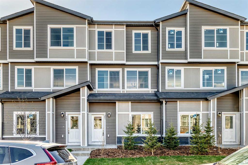 21 Cornergate Place NE, A2309327, Alberta,