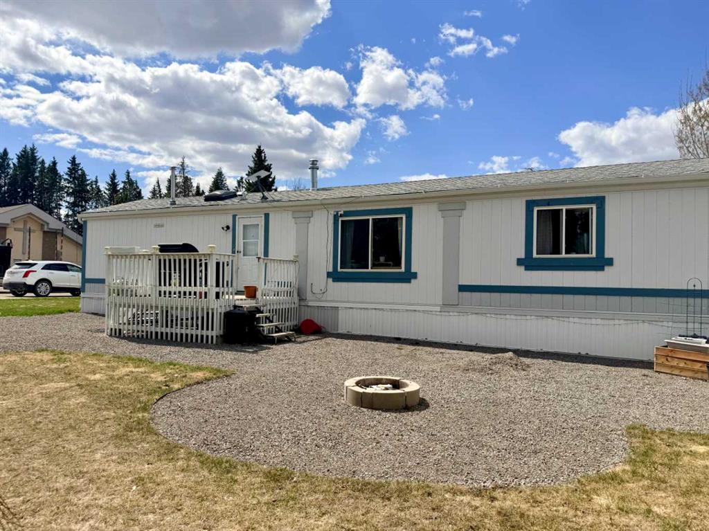 Fourth View of 106 3 Avenue  , NONE, Leslieville, Alberta, T0M 1H0