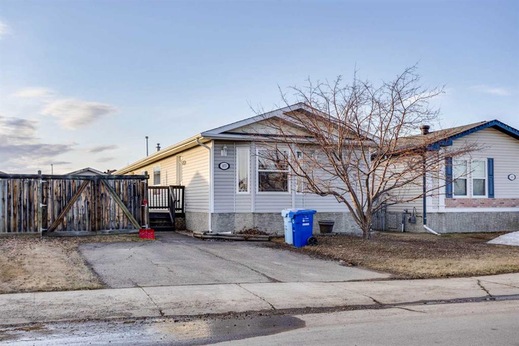 377 Ash Way , A2309362, Alberta,