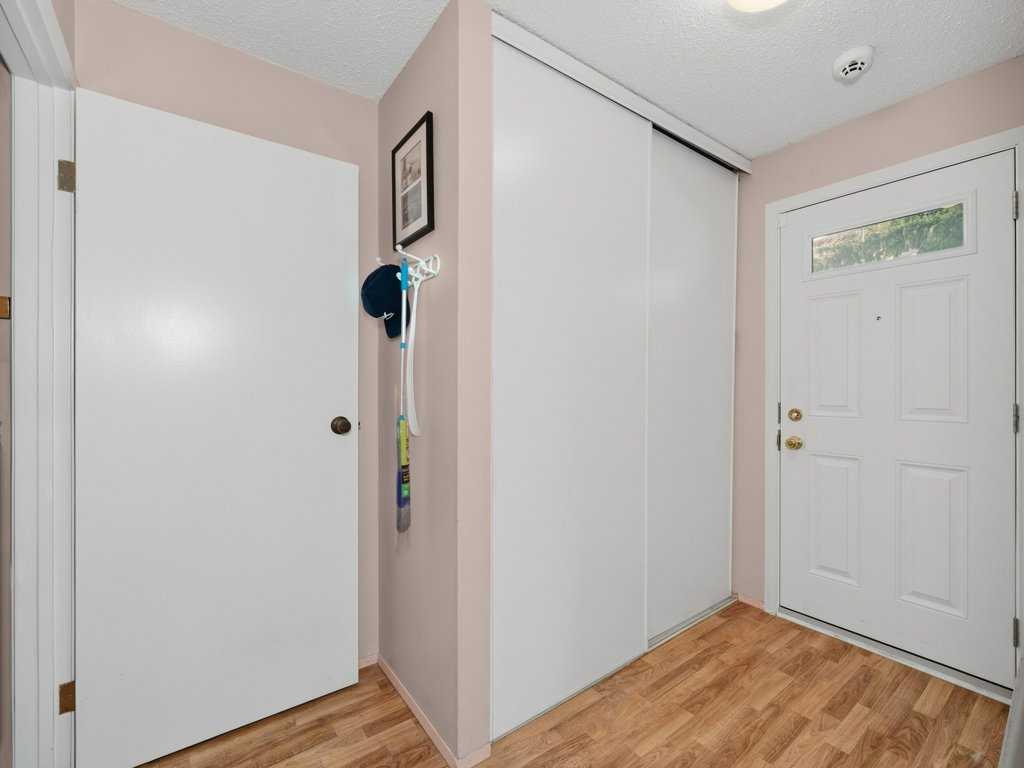 Fourth View of 22, 115 Bergen Road NW, Beddington Heights, Calgary, Alberta, T3K 1P2