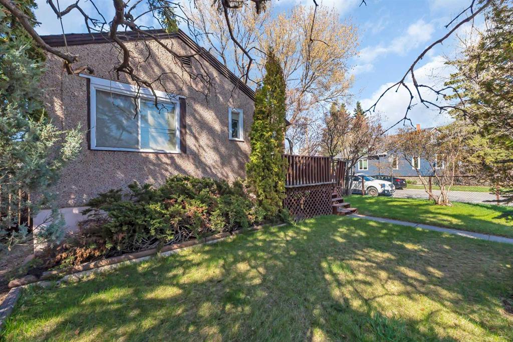 426 8 Avenue NE, A2309386, Alberta,
