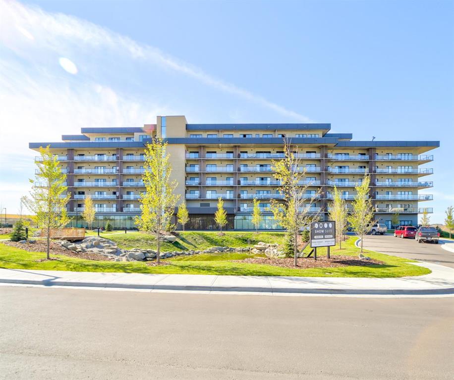 536, 102 Scenic Drive N, A2309399, Alberta,