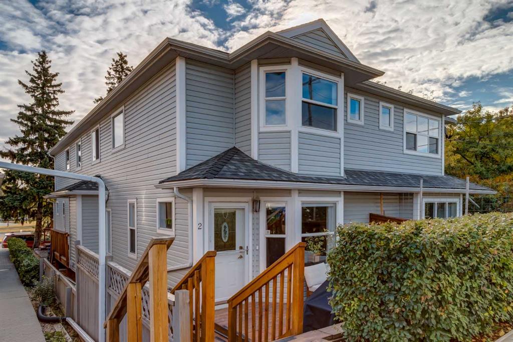 Second View of 2, 2013 24 Street SW, Richmond, Calgary, Alberta, T3E 1T1