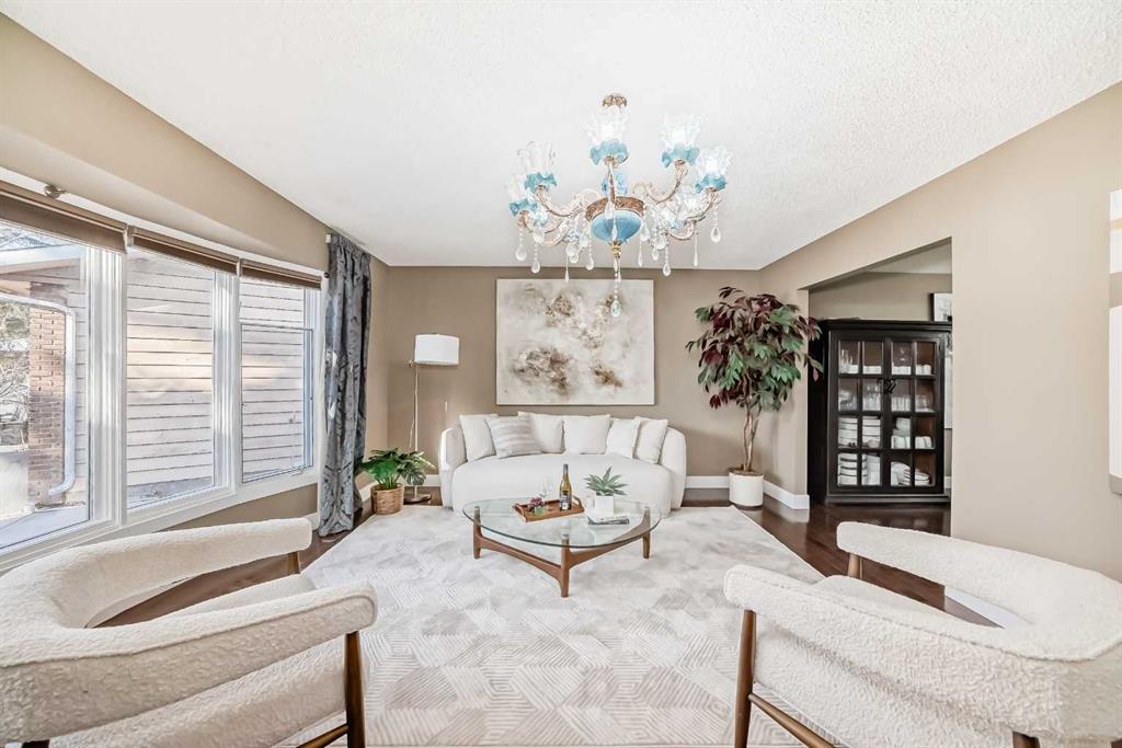 36 Varsity Estates Court NW, A2309513, Alberta,