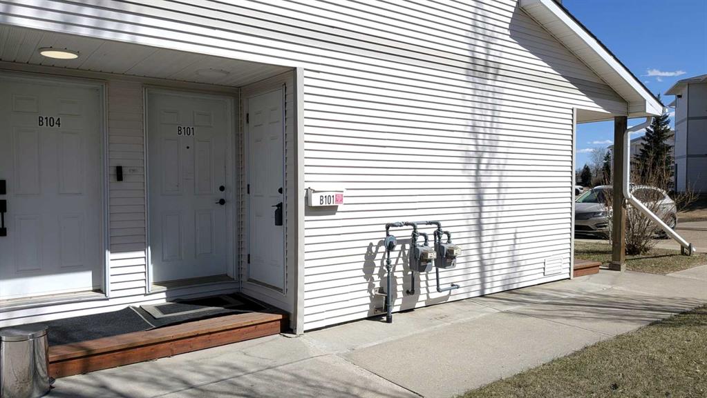 Fourth View of 101B, 4917 68 Street , Grandview, Camrose, Alberta, T4V 4T8