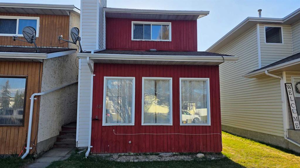 18 Cochrane Road , A2309694, Alberta,