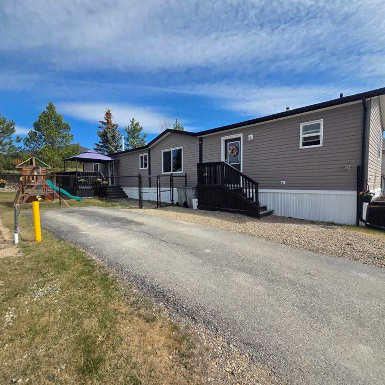 Second View of 14, 851 63 Street  , Edson, Edson, Alberta, T7E 0A2