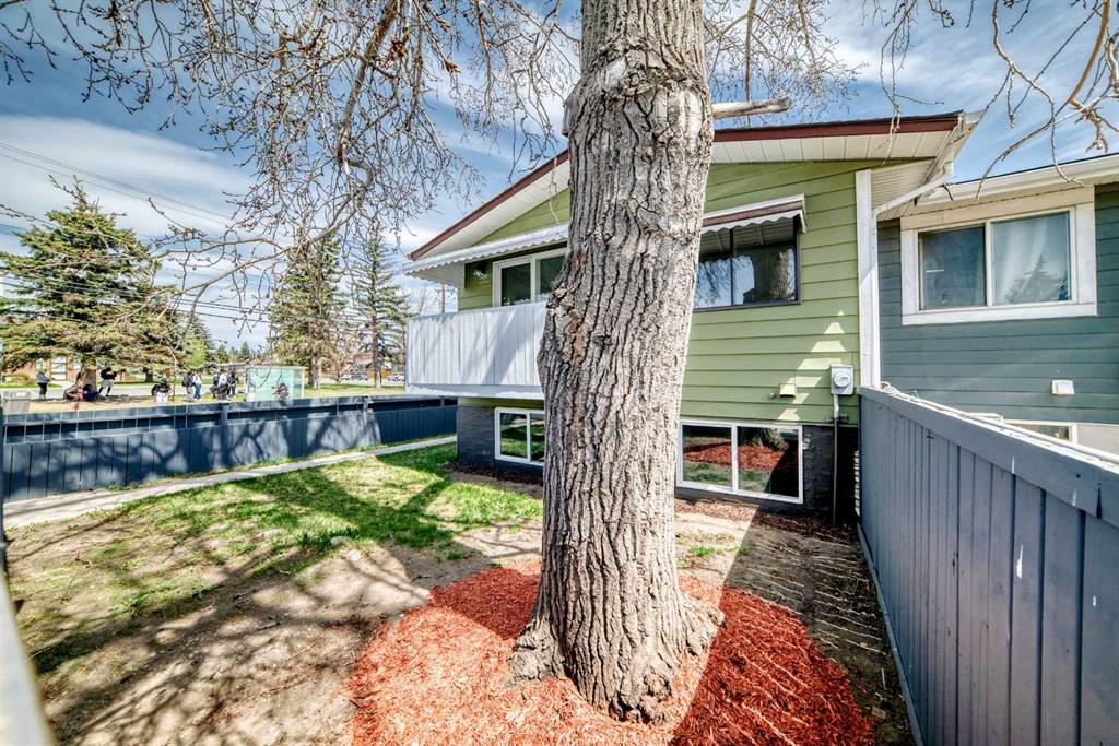 Fourth View of F, 903 44 Street SE, Forest Lawn, Calgary, Alberta, T2A 5K7