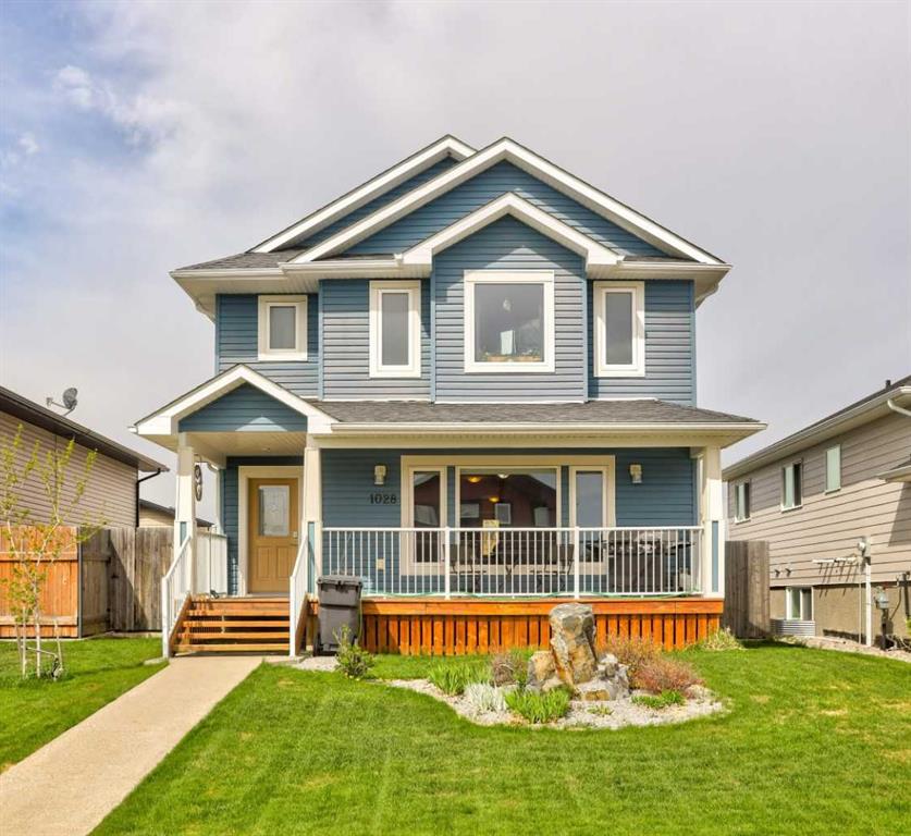 1028 Livingston Way , A2309781, Alberta,
