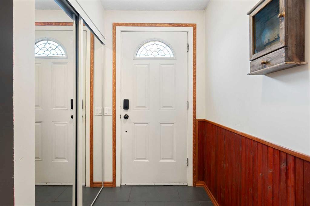 Fifth View of 3226 Dover Crescent SE, Dover, Calgary, Alberta, T2B 1V2