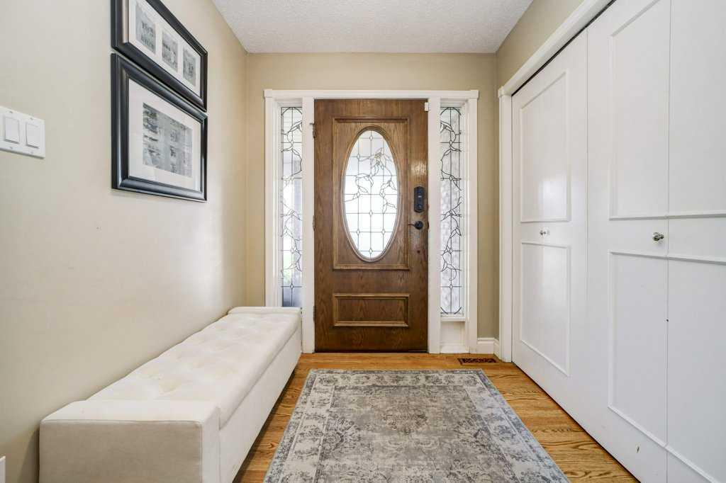 Fifth View of 27 Niska Place W, Indian Battle Heights, Lethbridge, Alberta, T1K 6G9