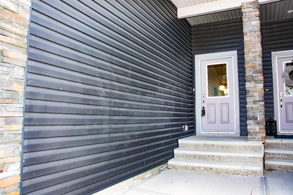 Third View of 31 wolf Crescent , Wedderburn, Okotoks, Alberta, T1S 5V1