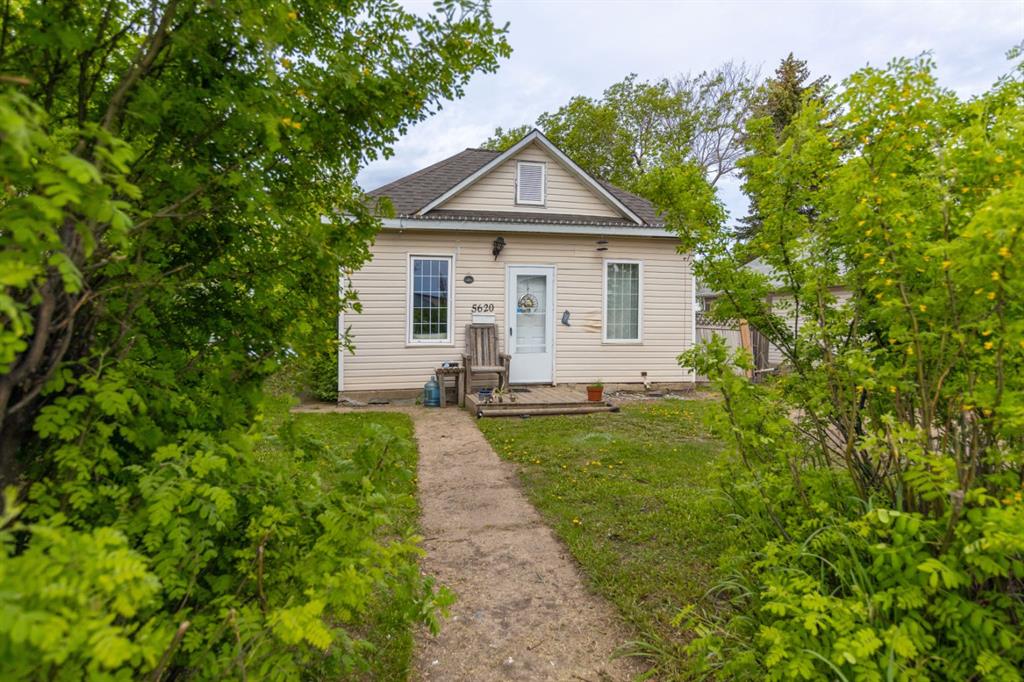5620 49 Street , A2309911, Saskatchewan,