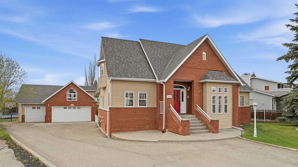 809 East Lakeview Road , A2309915, Alberta,