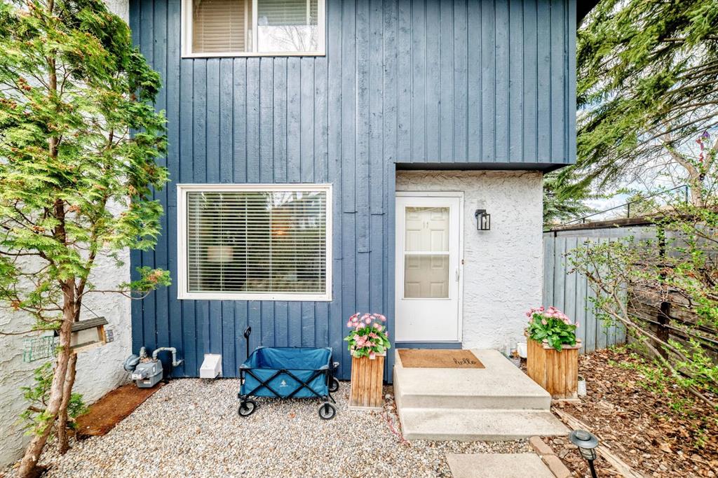 Second View of 11, 800 Bowcroft Place , East End, Cochrane, Alberta, T4C 1B9