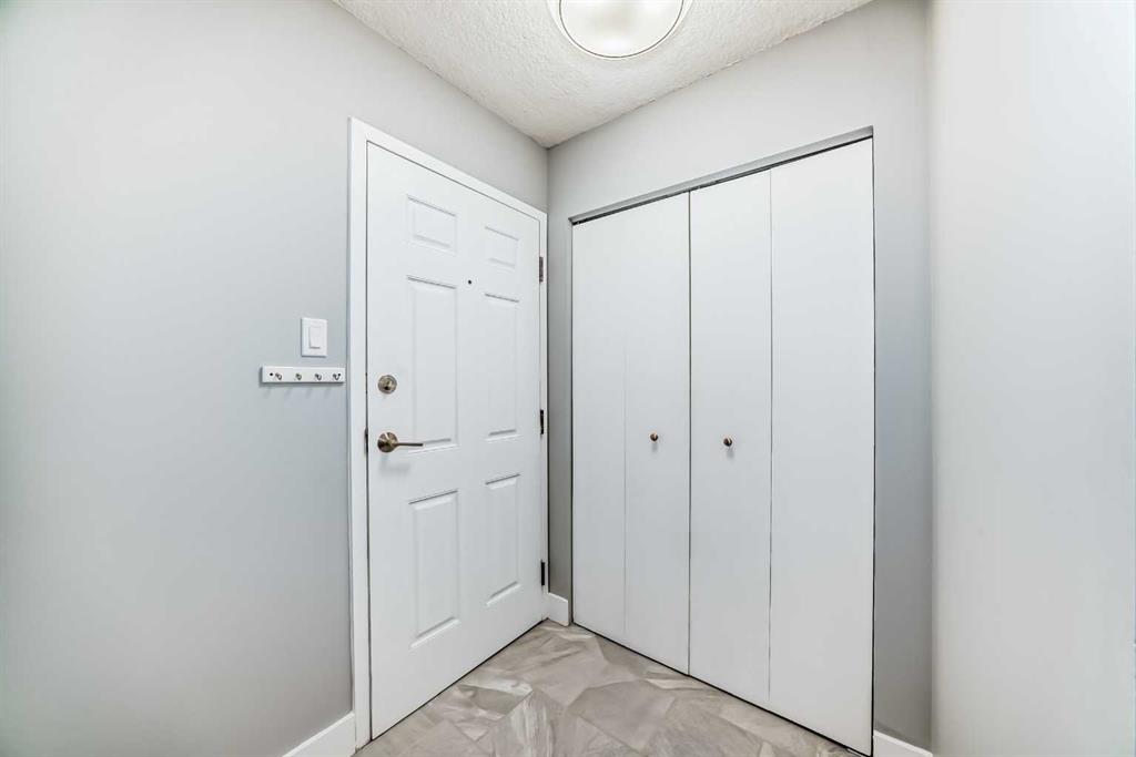Third View of 604, 537 14 Avenue SW, Beltline, Calgary, Alberta, T2R 0M7
