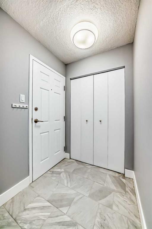 Fourth View of 604, 537 14 Avenue SW, Beltline, Calgary, Alberta, T2R 0M7