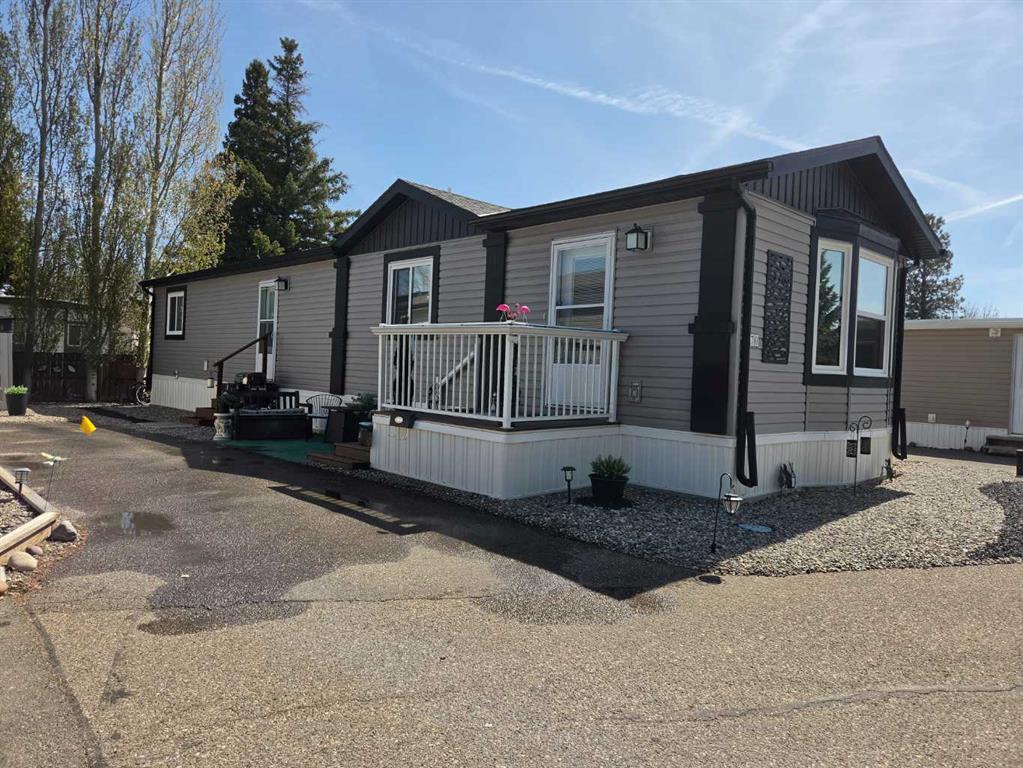 Third View of 70, 2300 13th Street N, Bridge Villa Estates, Lethbridge, Alberta, T1H 4E8