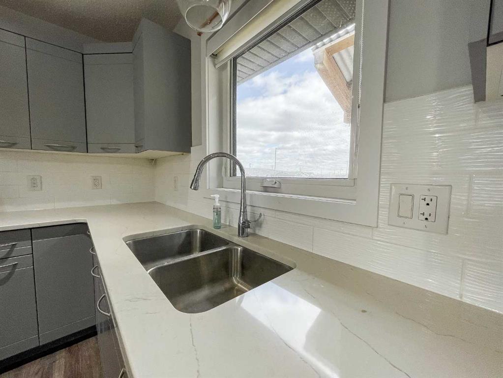 Fifth View of 7313 Hughes AVENUEPLACE , Waterways, Fort McMurray, Alberta, T9H 1A8