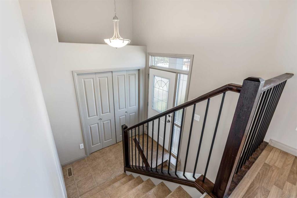 Fifth View of 306 Keystone Lane W, Copperwood, Lethbridge, Alberta, T1J 2R2