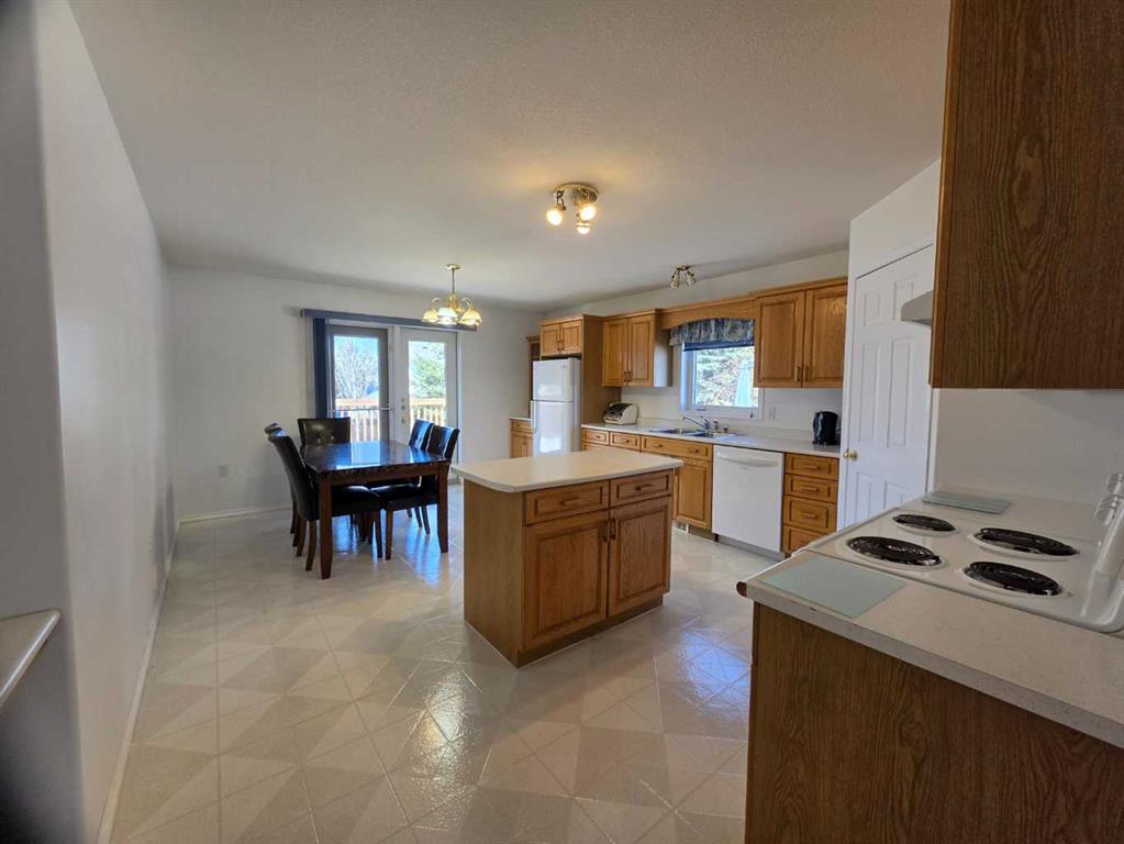 Fifth View of 3404 61 Avenue , Parkview Estates, Lloydminster, Alberta, T9V2T8