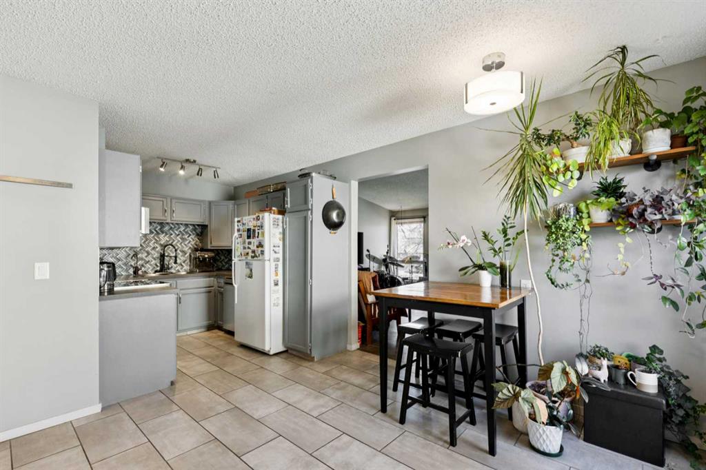 Fifth View of 68 Templegreen Bay NE, Temple, Calgary, Alberta, T1Y 4Z3