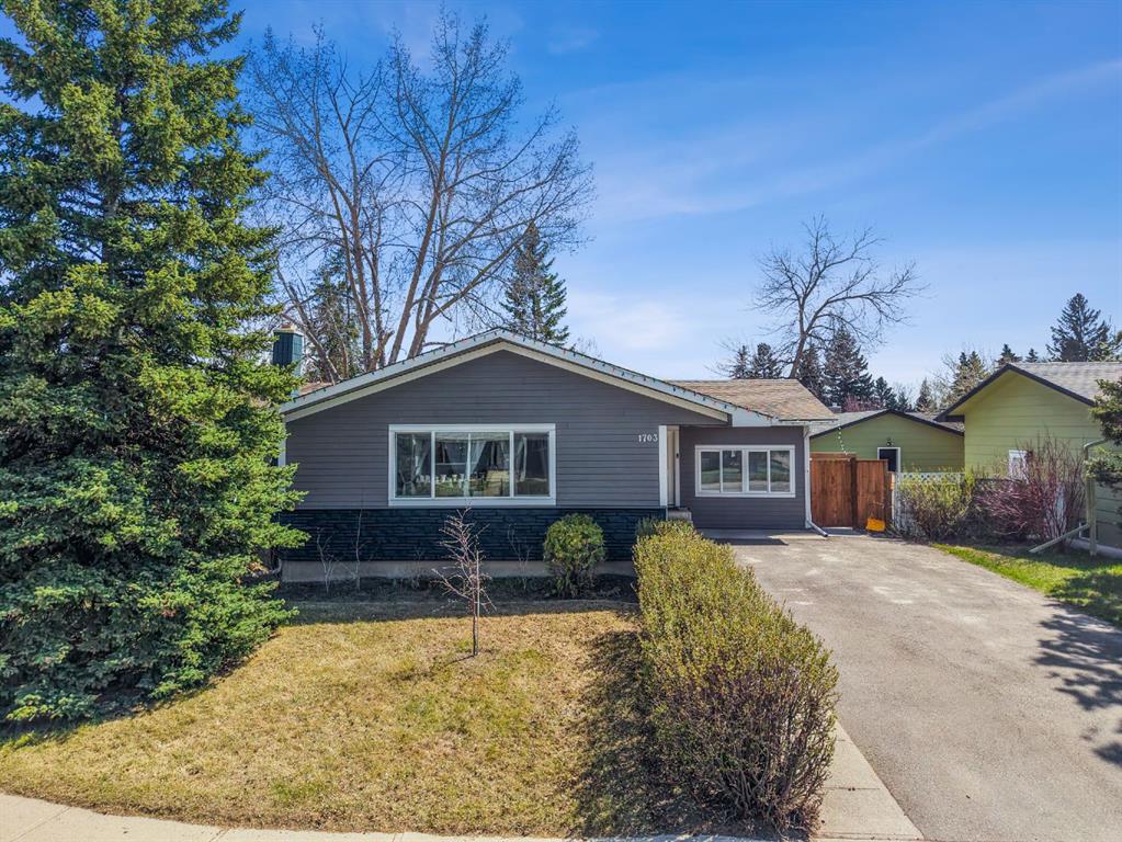 1703 110 Avenue SW, A2310314, Alberta,