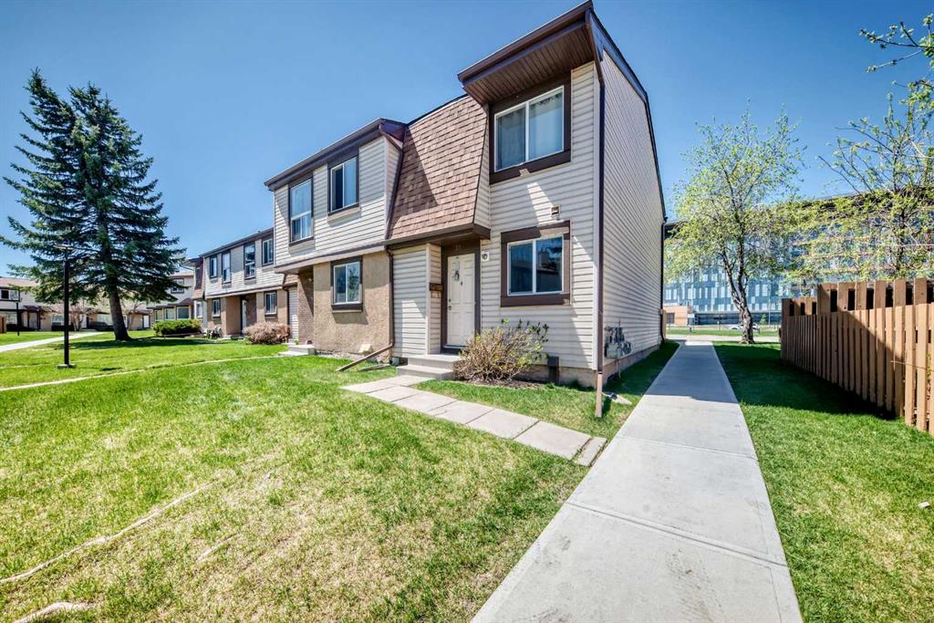 38, 2727 Rundleson Road NE, A2310346, Alberta,