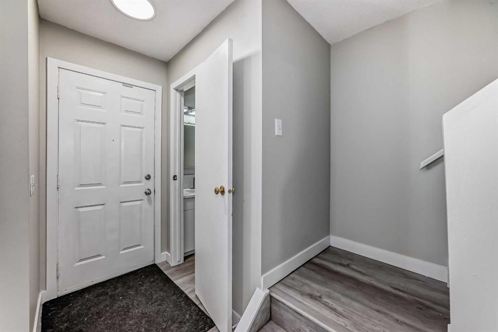 Fifth View of 38, 2727 Rundleson Road NE, Rundle, Calgary, Alberta, T1Y 3Z3