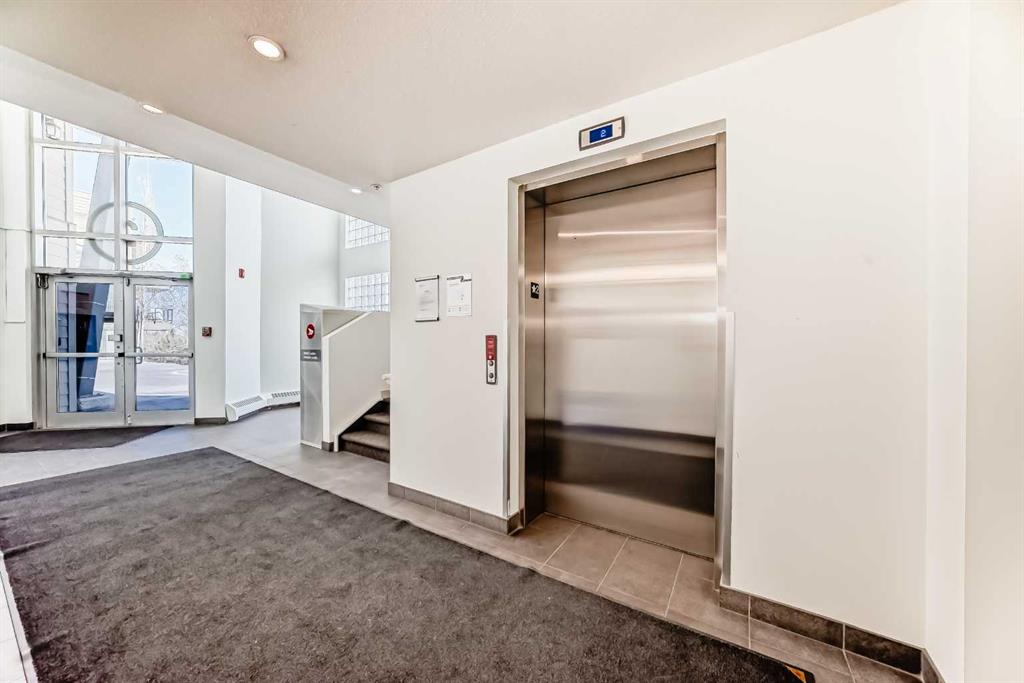 Fourth View of 527, 4303 1 Street NE, Highland Park, Calgary, Alberta, T2E 7M3