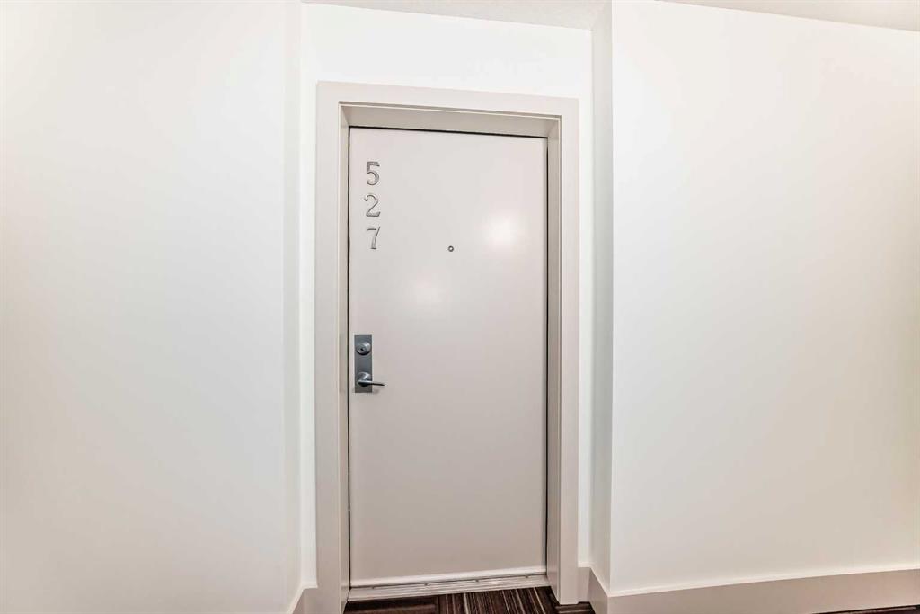 Fifth View of 527, 4303 1 Street NE, Highland Park, Calgary, Alberta, T2E 7M3