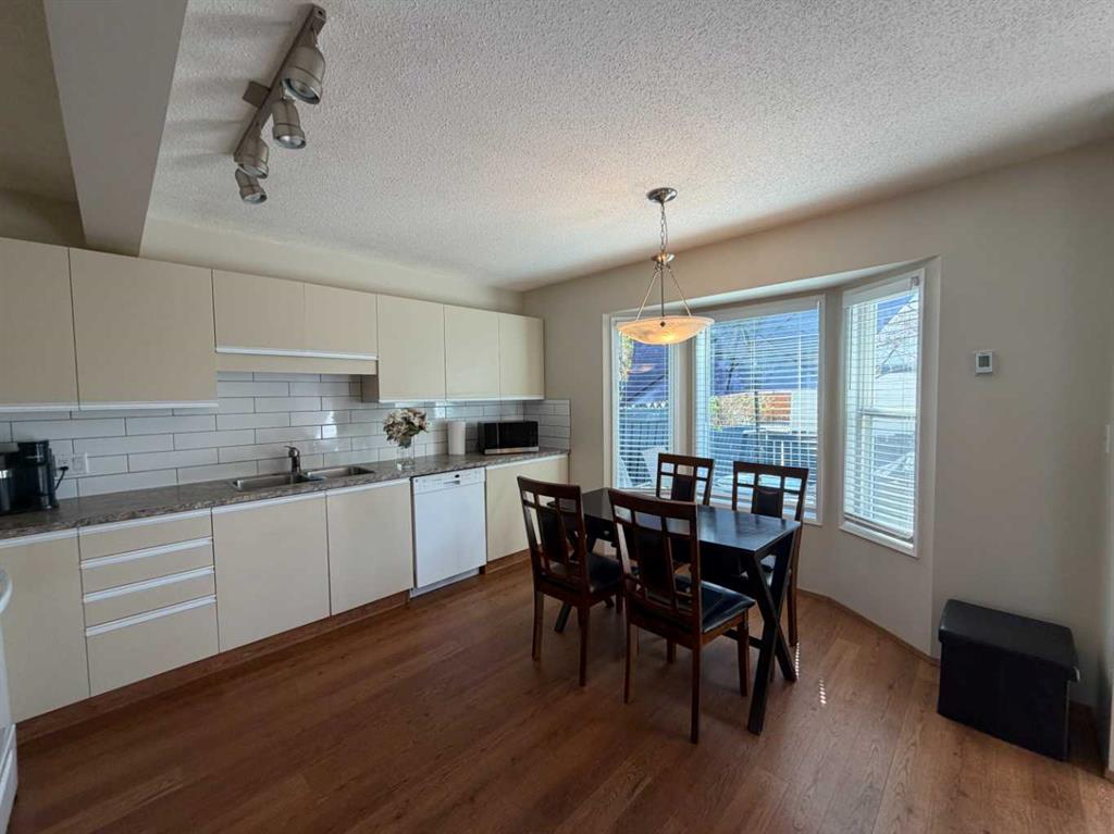 Fourth View of 25 Ellenwood Drive , Eastview Estates, Red Deer, Alberta, T4R 2E1