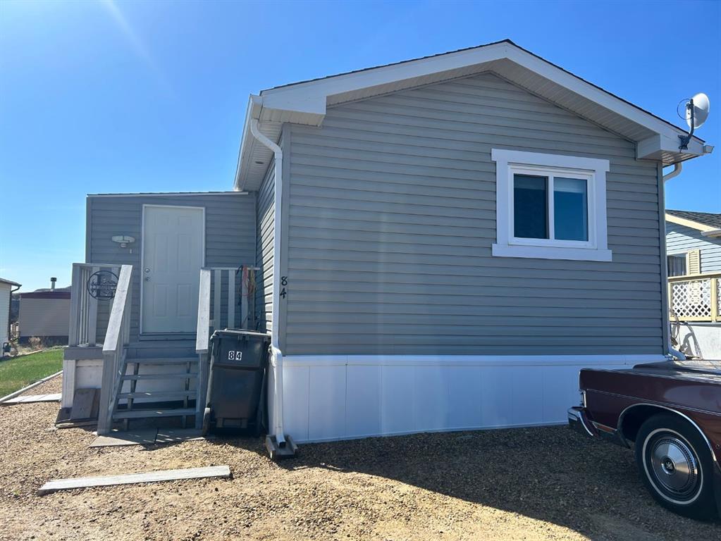Second View of 84 Greenwood Villa , Newcastle, Drumheller, Alberta, T0J 0Y2