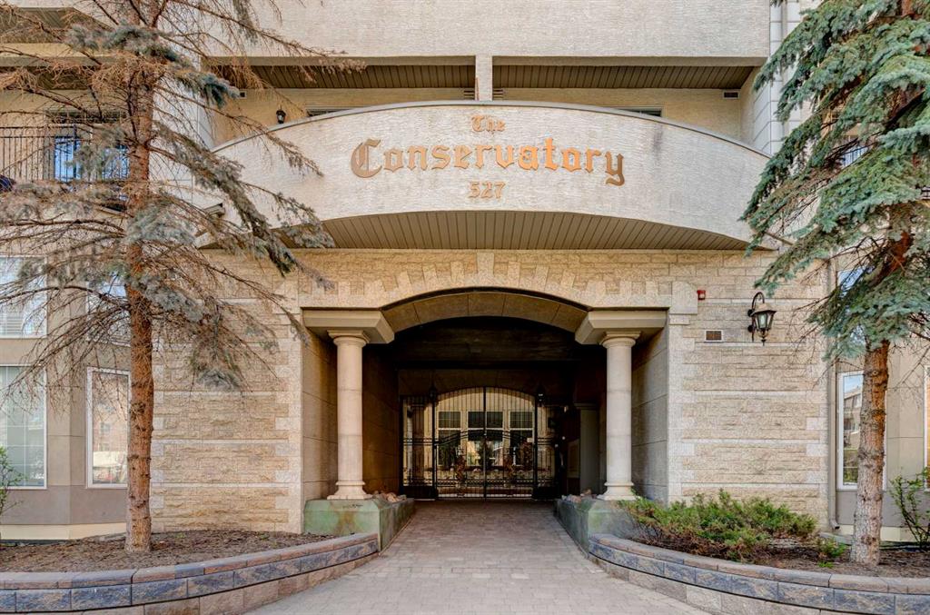 Second View of 213, 527 15 Avenue SW, Beltline, Calgary, Alberta, T2R 1R5