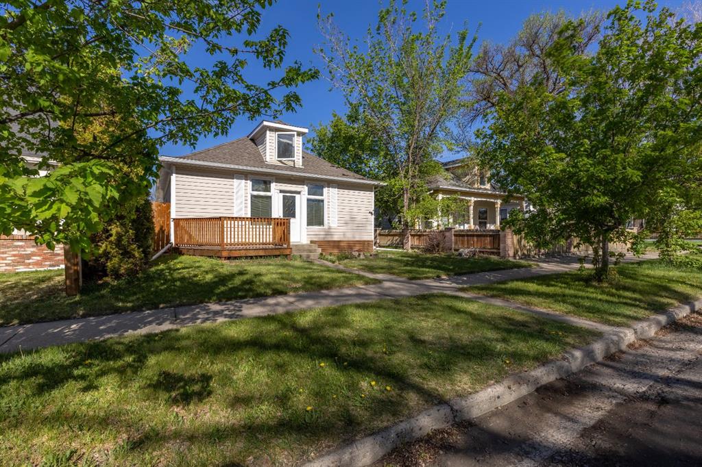 Third View of 412 12C Street N, Senator Buchanan, Lethbridge, Alberta, T1H 2N1