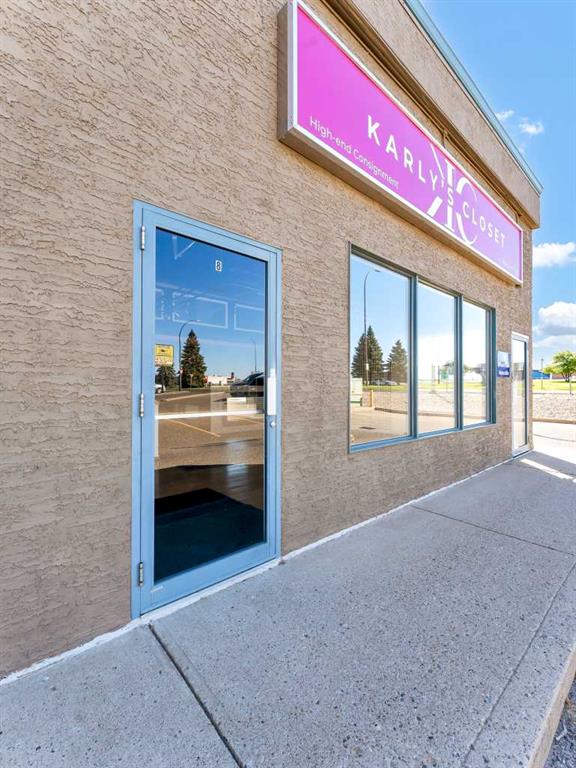 Fifth View of 8, 3295 Dunmore Road SE, Ross Glen, Medicine Hat, Alberta, T1B 3R2