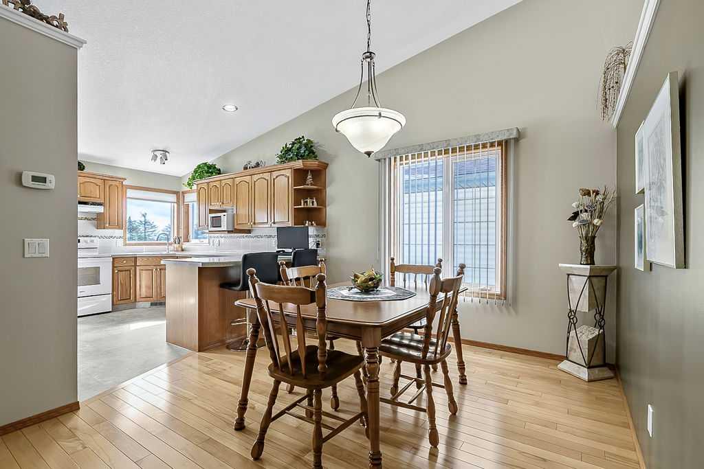 Fifth View of 1130 High Glen Place NW, Highwood Village, High River, Alberta, T1V 1R5