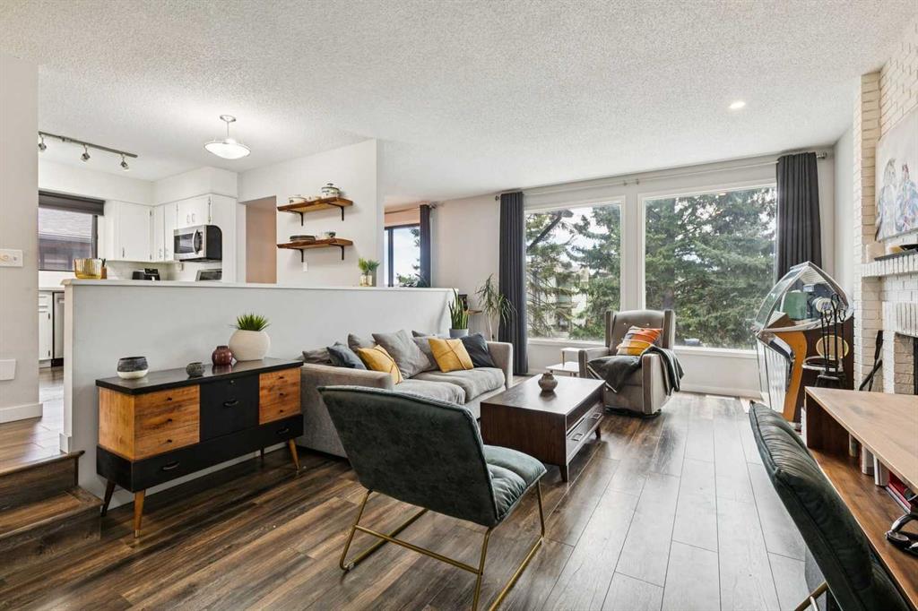 Fourth View of 60 Bermondsey Court NW, Beddington Heights, Calgary, Alberta, T3K 1V7