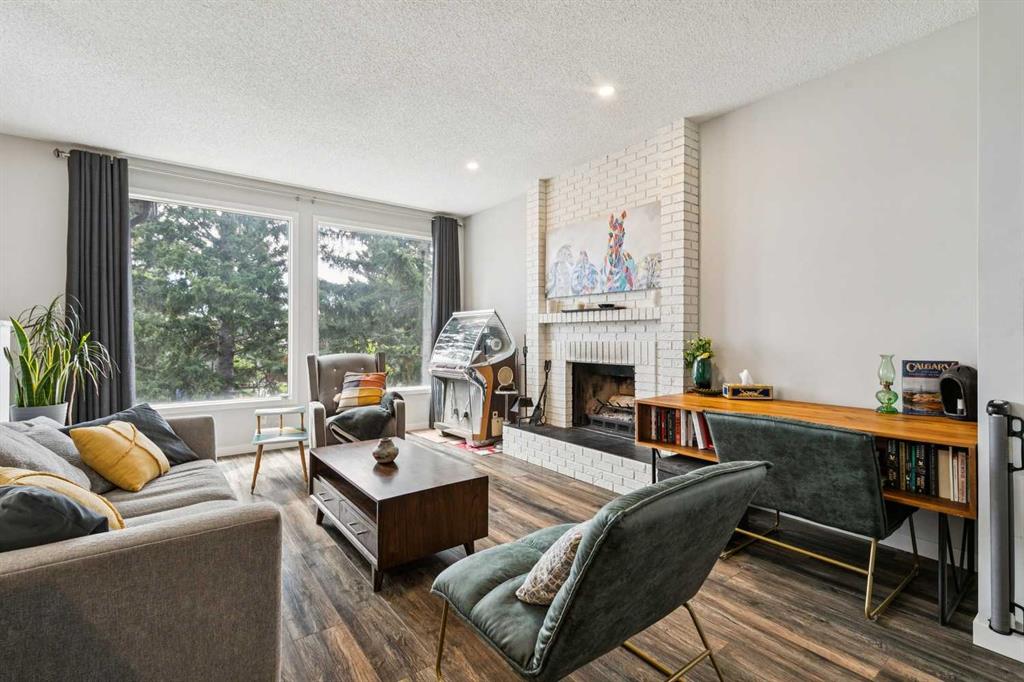 Fifth View of 60 Bermondsey Court NW, Beddington Heights, Calgary, Alberta, T3K 1V7
