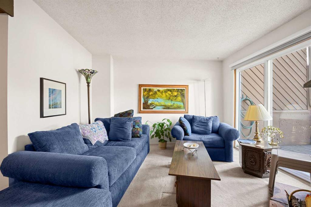 Fifth View of 8, 4940 39 Avenue SW, Glenbrook, Calgary, Alberta, T3E 6M7